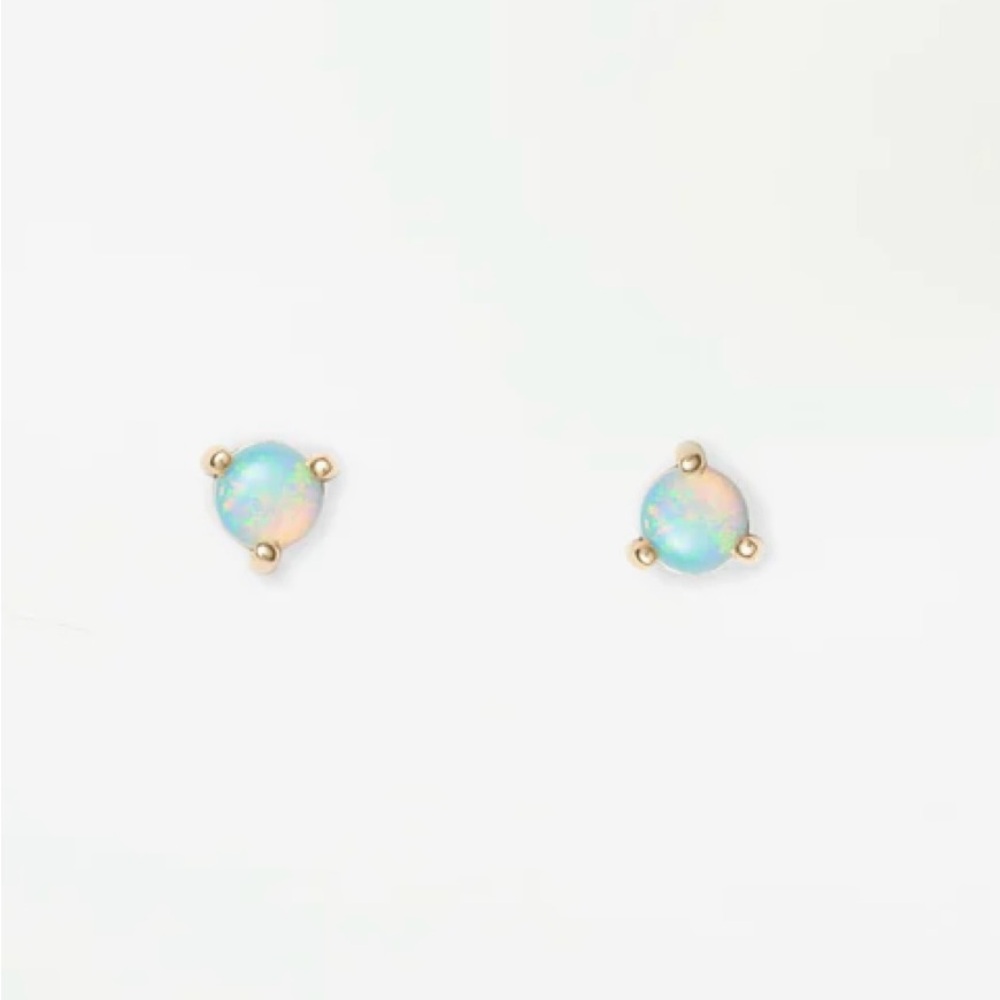 Wwake Elegant Opal Stud Earrings - Picture 2 of 4